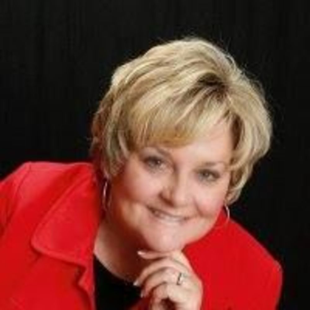 Meet your Posher, Debbie
